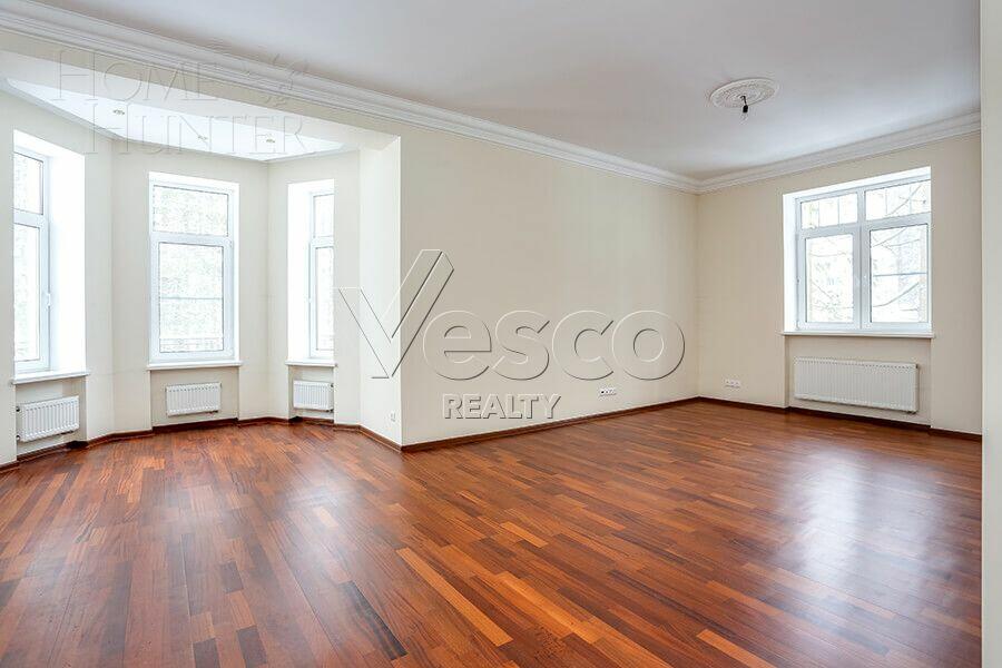 2-этажный коттедж 342 м² с отделкой