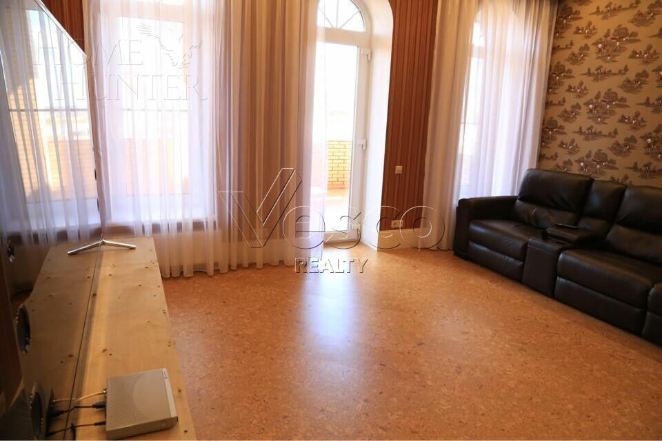 2-этажный коттедж 650 м² с отделкой