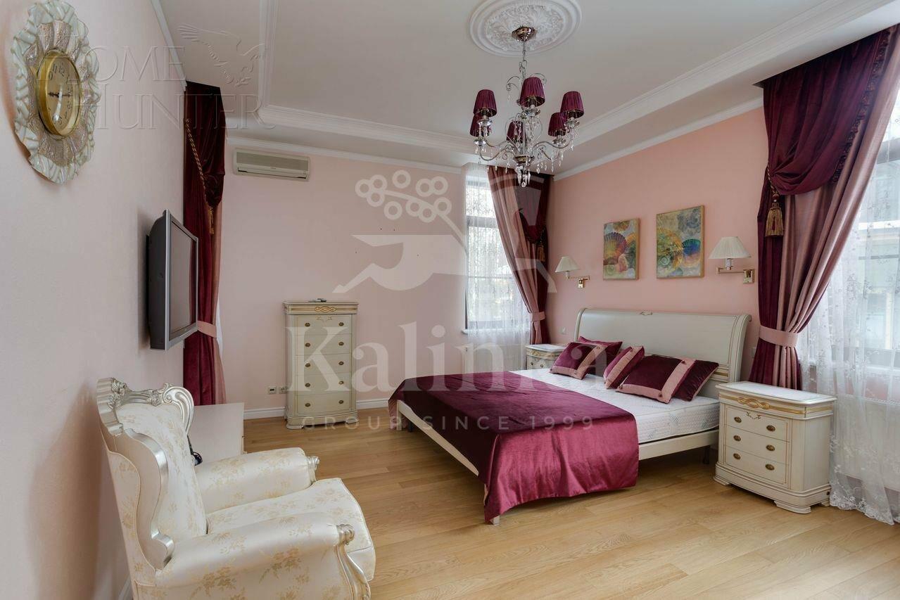 2-этажный коттедж 450 м² с отделкой