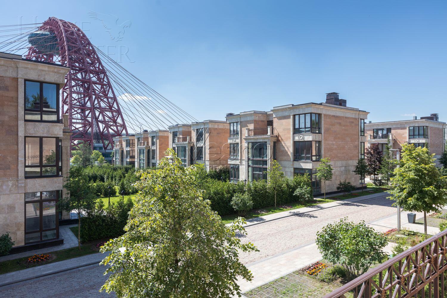 4-УРОВНЕВЫЙ ТАУНХАУС БЕЗ ОТДЕЛКИ 420 М² НА 1 ЭТАЖЕ