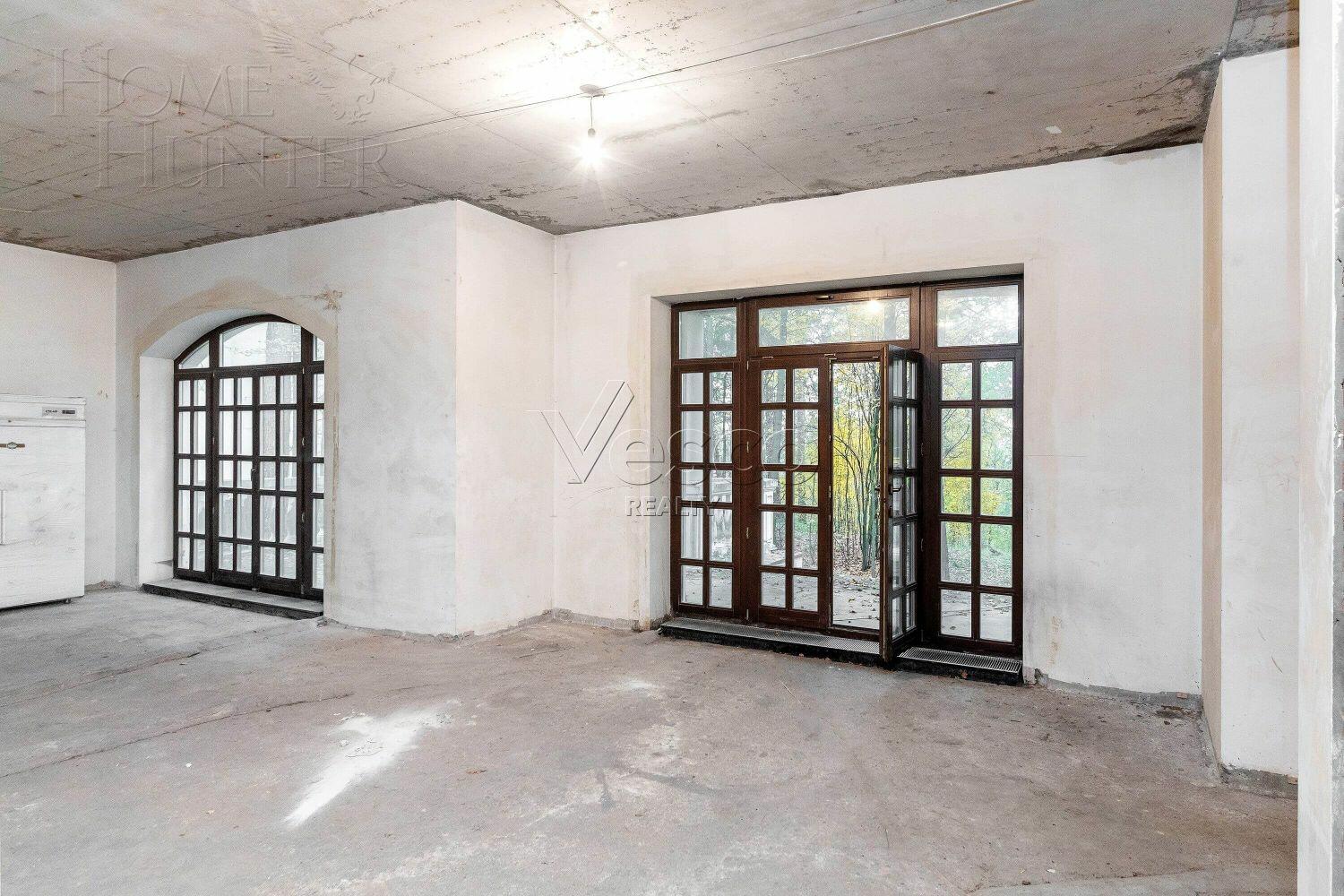 2-этажный коттедж 900 м² без отделки