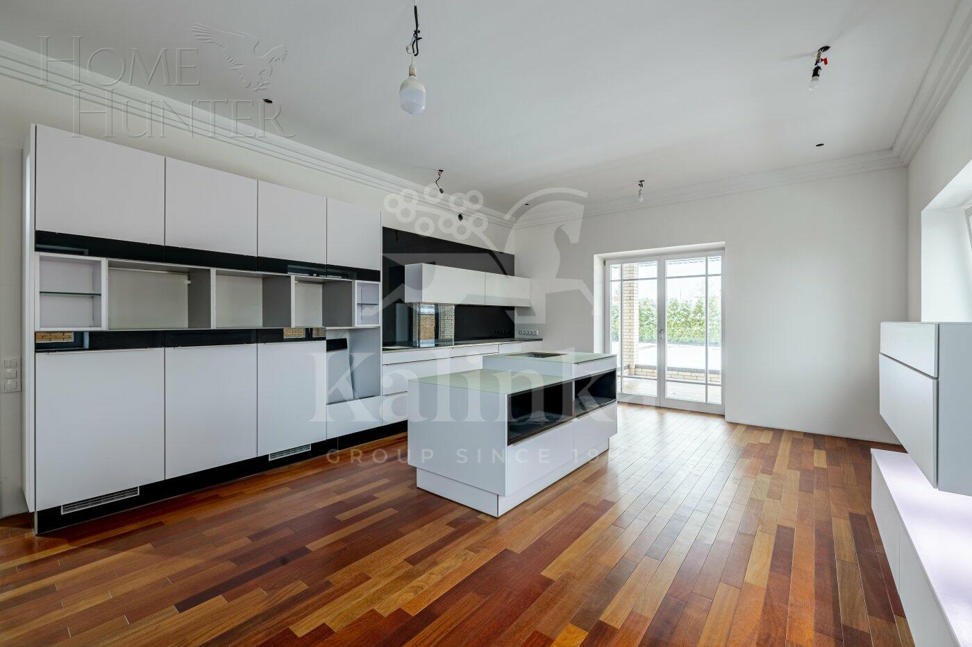 2-этажный коттедж 630 м² с отделкой