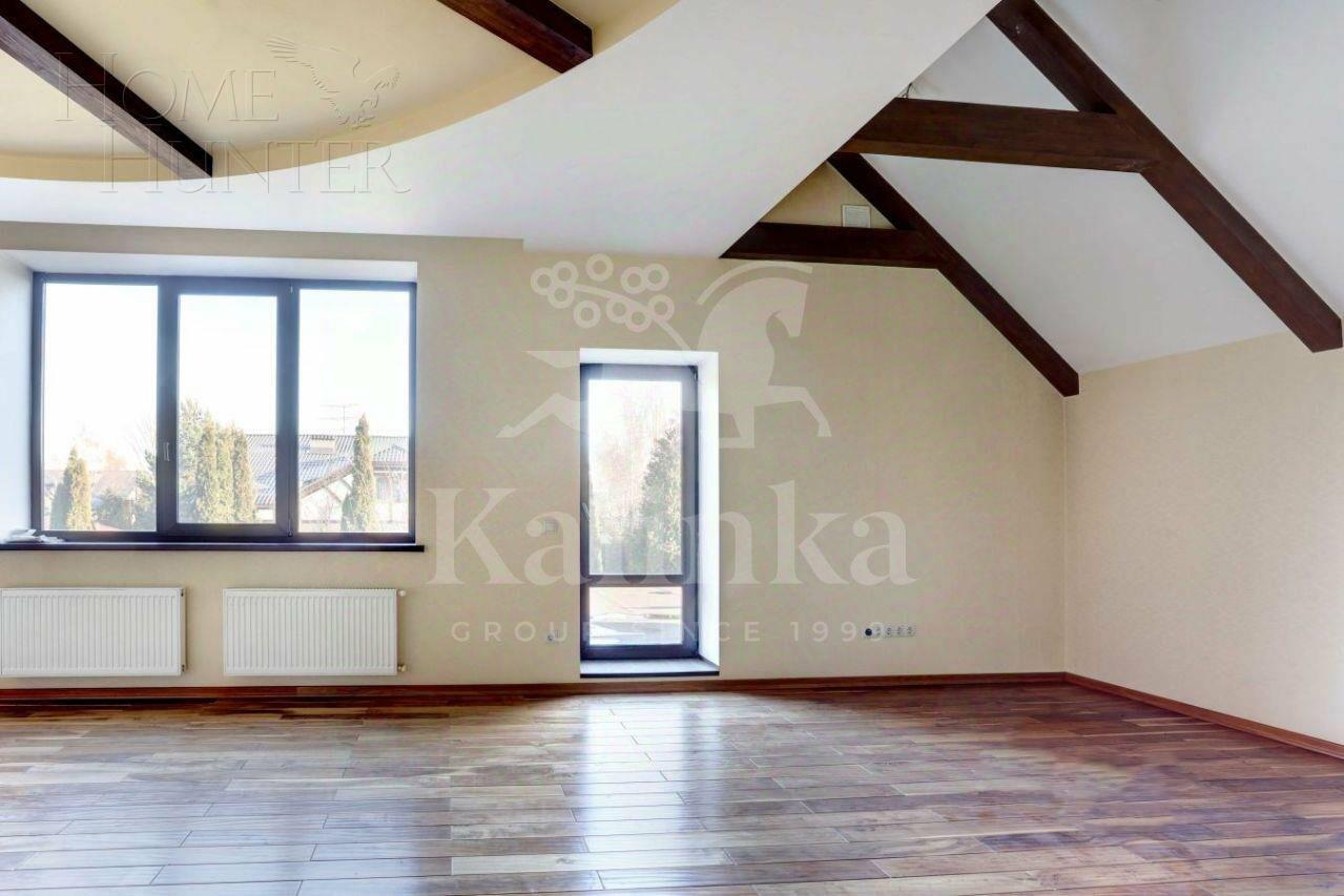 2-этажный коттедж 500 м² с отделкой