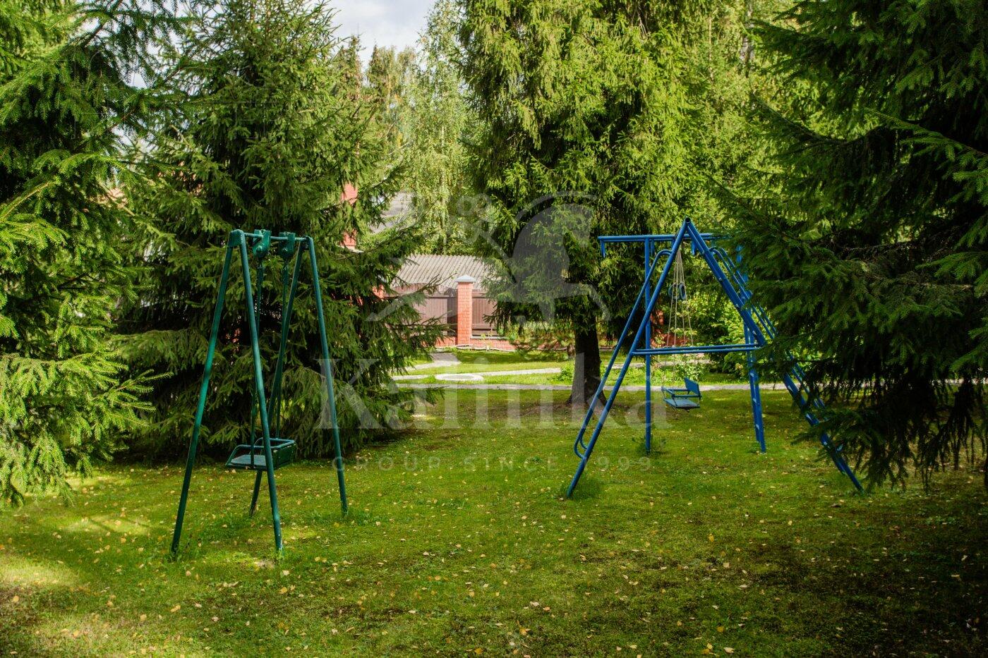 2-этажный коттедж 880 м² с отделкой