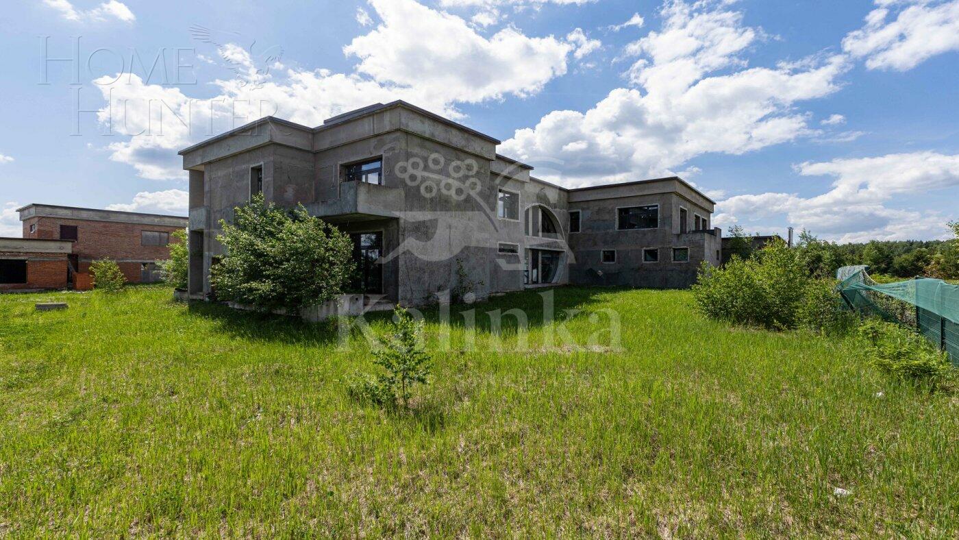 2-этажный коттедж 1 620 м² без отделки