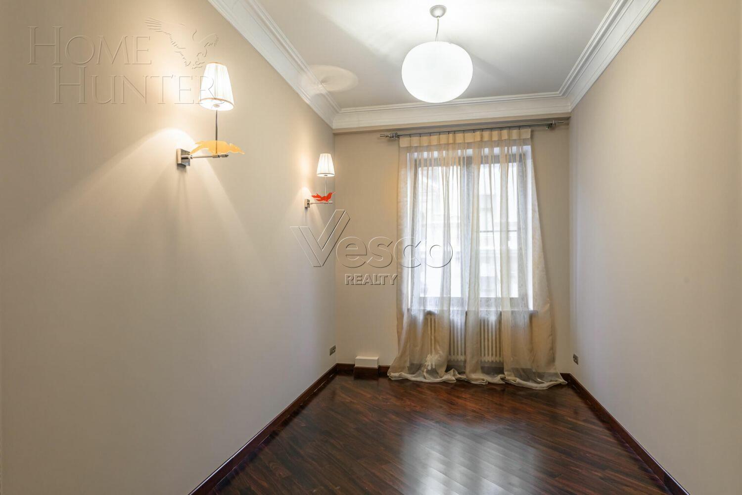 5-КОМН. КВАРТИРА С ОТДЕЛКОЙ 187.8 М² НА 4 ЭТАЖЕ