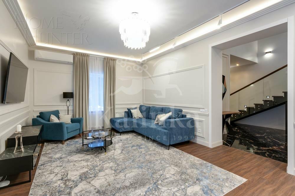 3-этажный коттедж 400 м² с отделкой