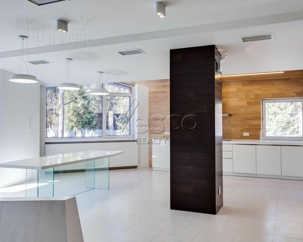 2-этажный коттедж 710 м² с отделкой