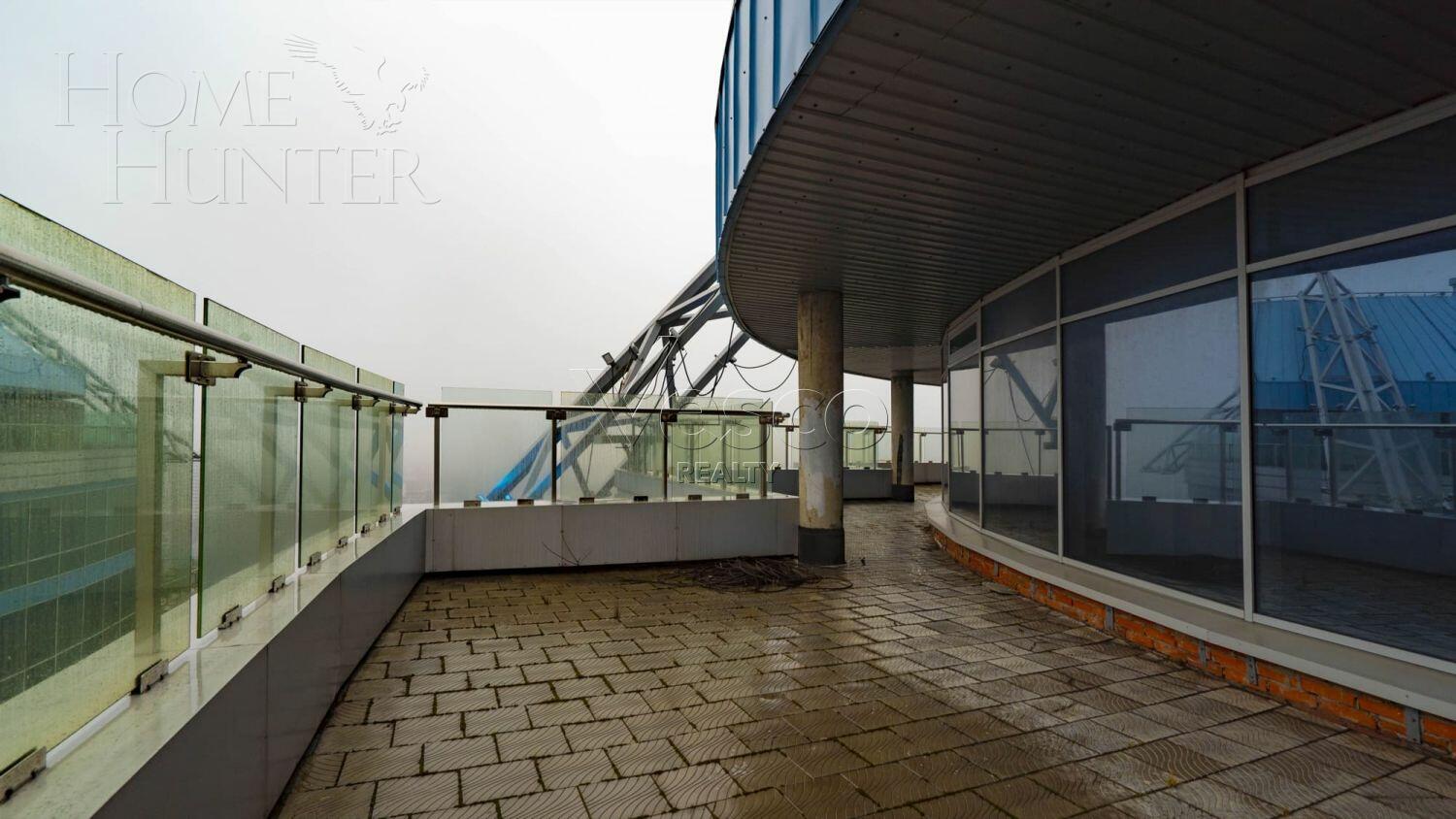 3-УРОВНЕВЫЙ ПЕНТХАУС БЕЗ ОТДЕЛКИ 738.87 М² НА 28 ЭТАЖЕ