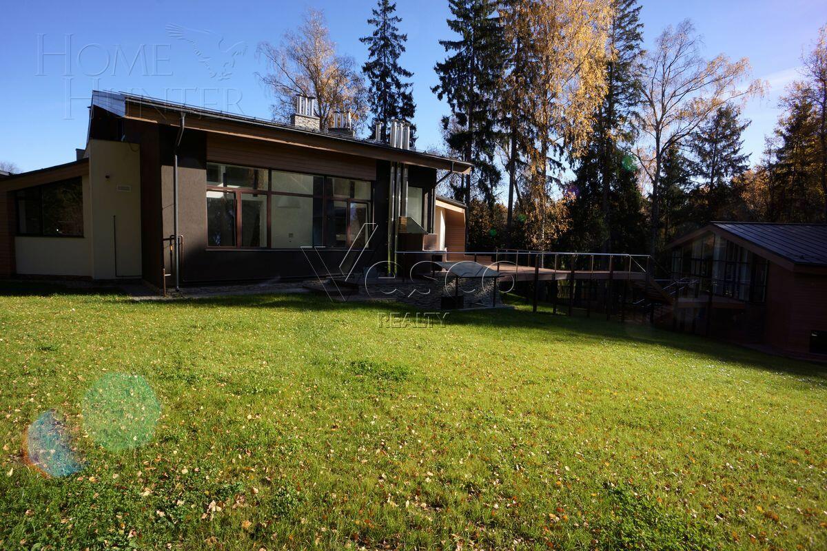 2-этажный коттедж 710 м² с отделкой