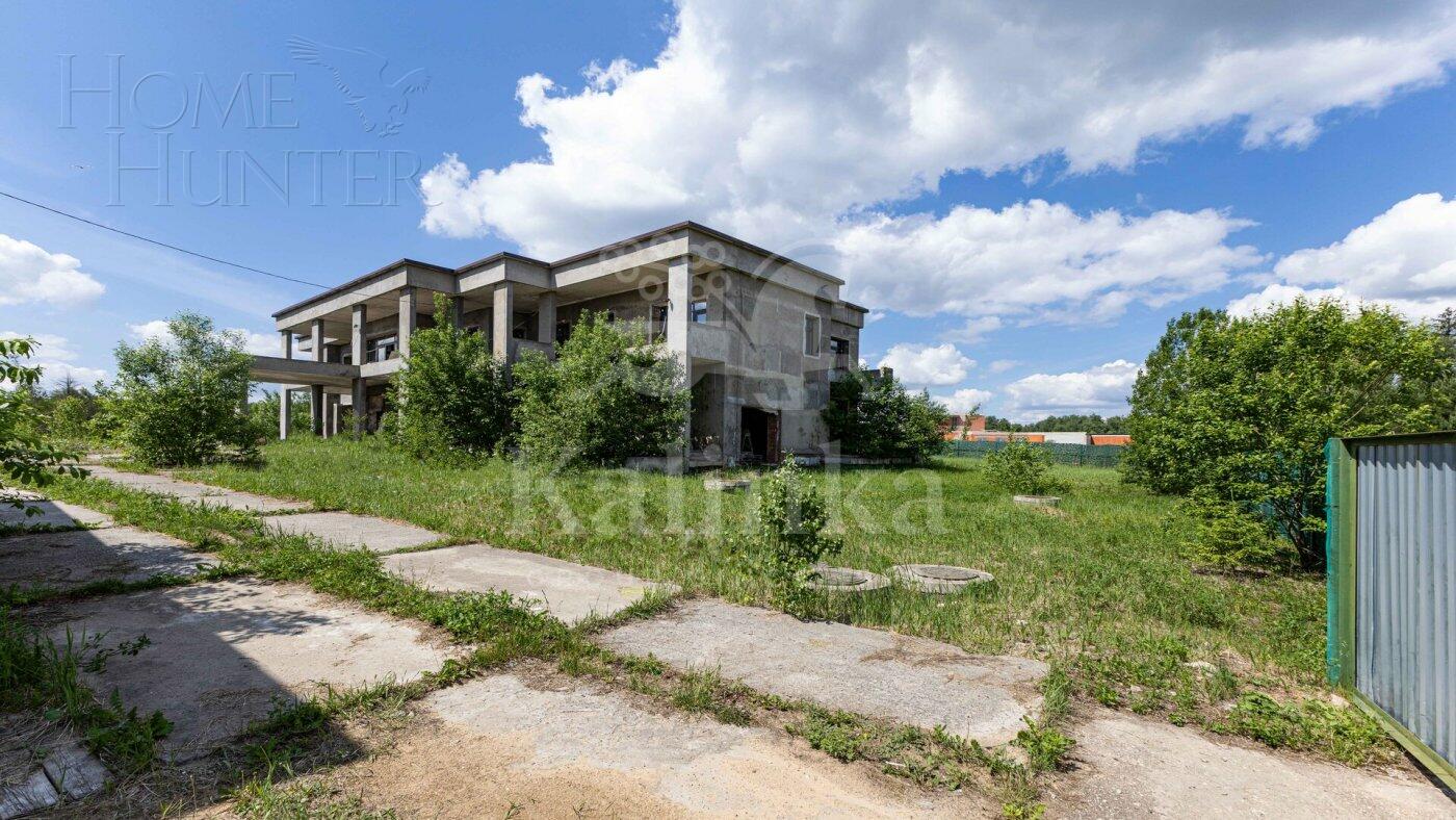 2-этажный коттедж 1 620 м² без отделки