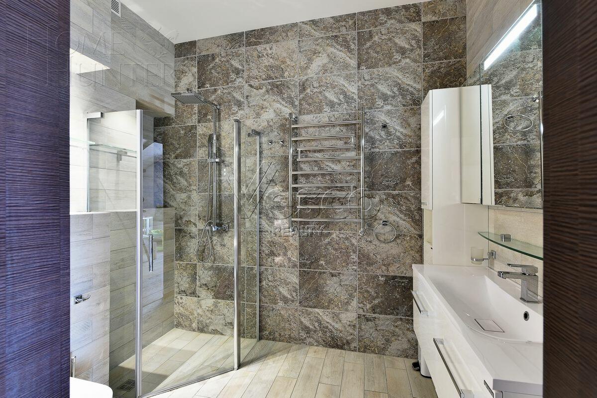 2-этажный коттедж 450 м² с отделкой