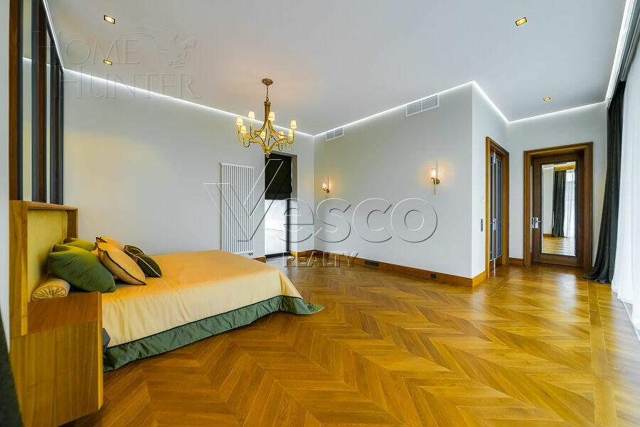 2-этажный коттедж 989.7 м² с отделкой