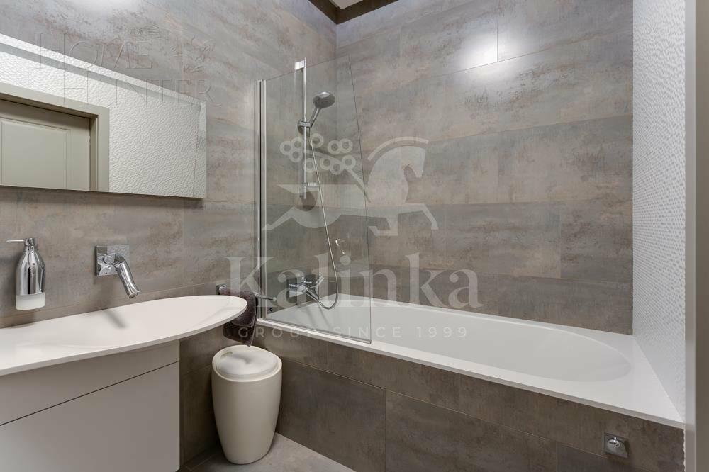 2-этажный коттедж 320 м² с отделкой