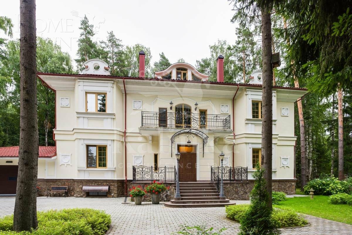 2-этажный коттедж 708 м² с отделкой