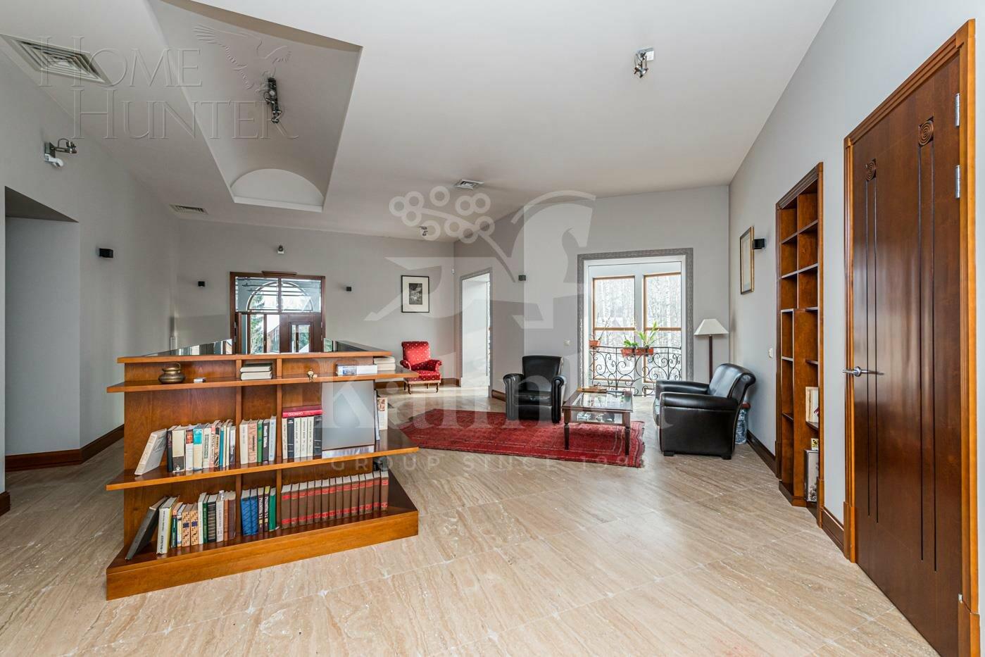 2-этажный коттедж 1 100 м² с отделкой