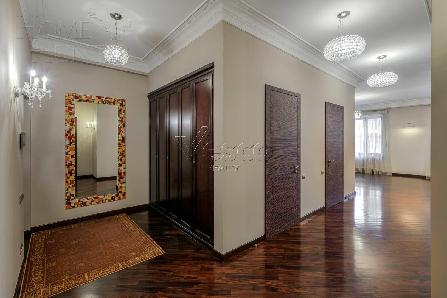 5-КОМН. КВАРТИРА С ОТДЕЛКОЙ 187.8 М² НА 4 ЭТАЖЕ