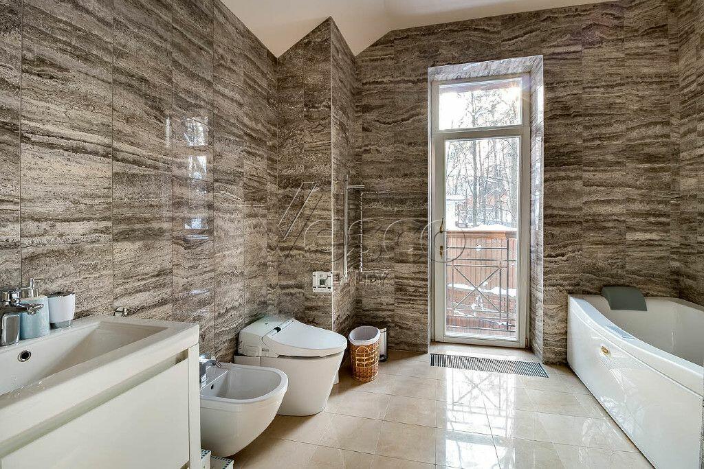 2-этажный коттедж 680 м² с отделкой