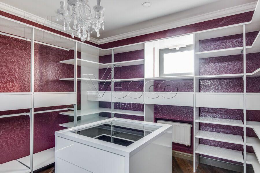 2-этажный коттедж 762 м² с отделкой