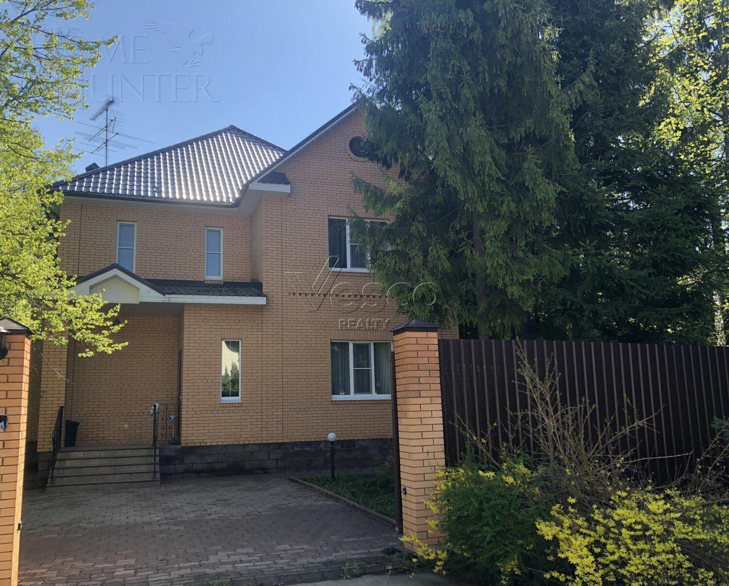 3-этажный коттедж 256 м² с отделкой