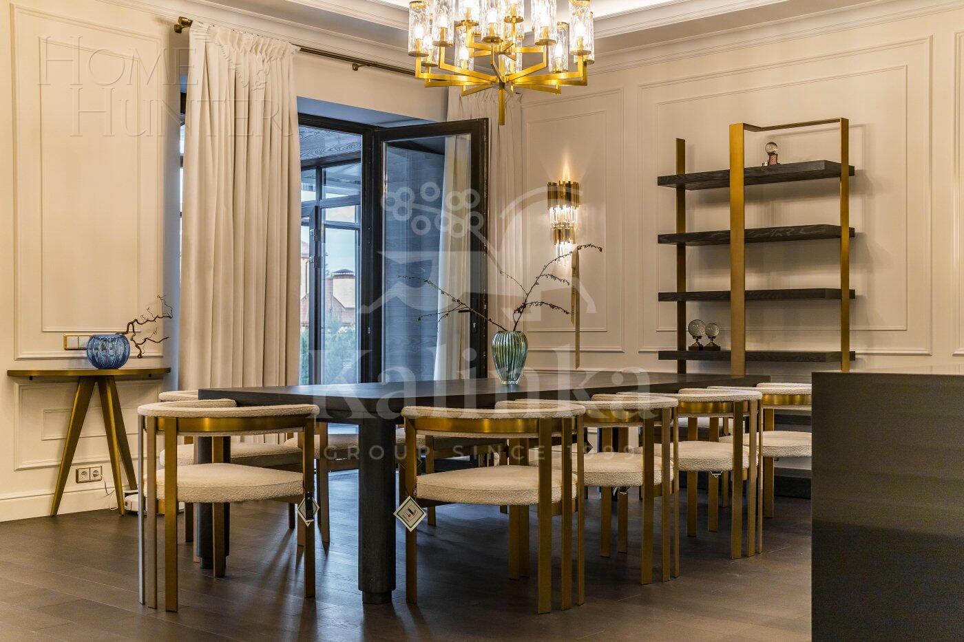 2-этажный коттедж 961 м² с отделкой