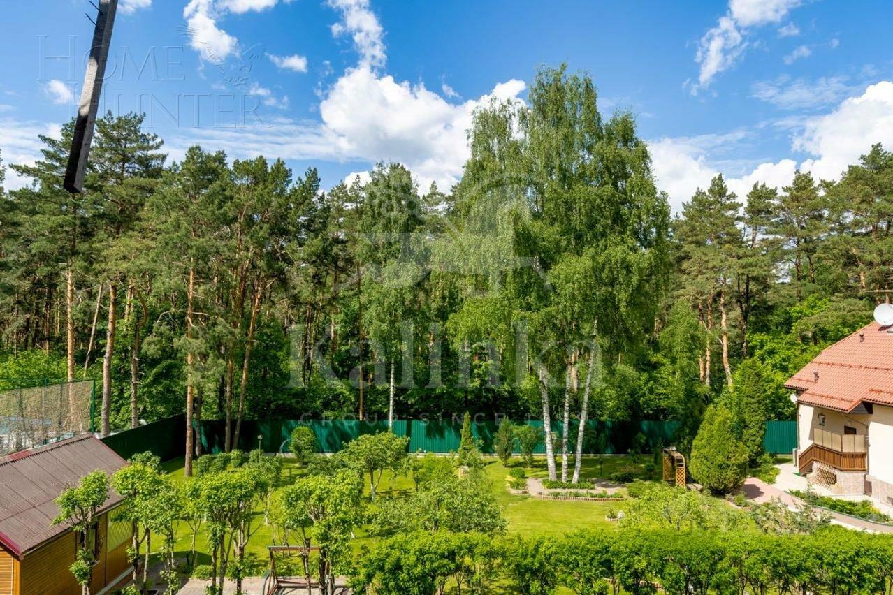 3-этажный коттедж 800 м² без отделки