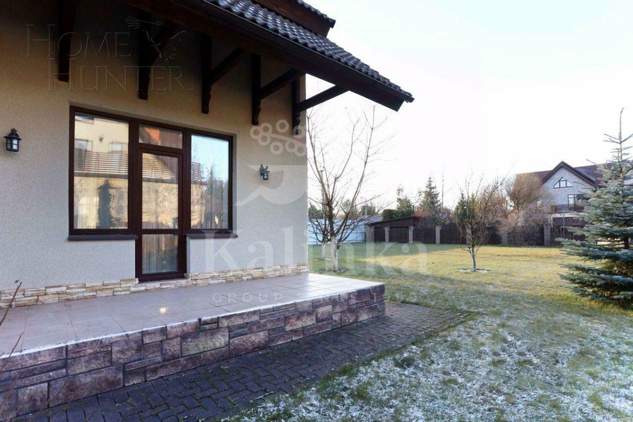 2-этажный коттедж 500 м² с отделкой