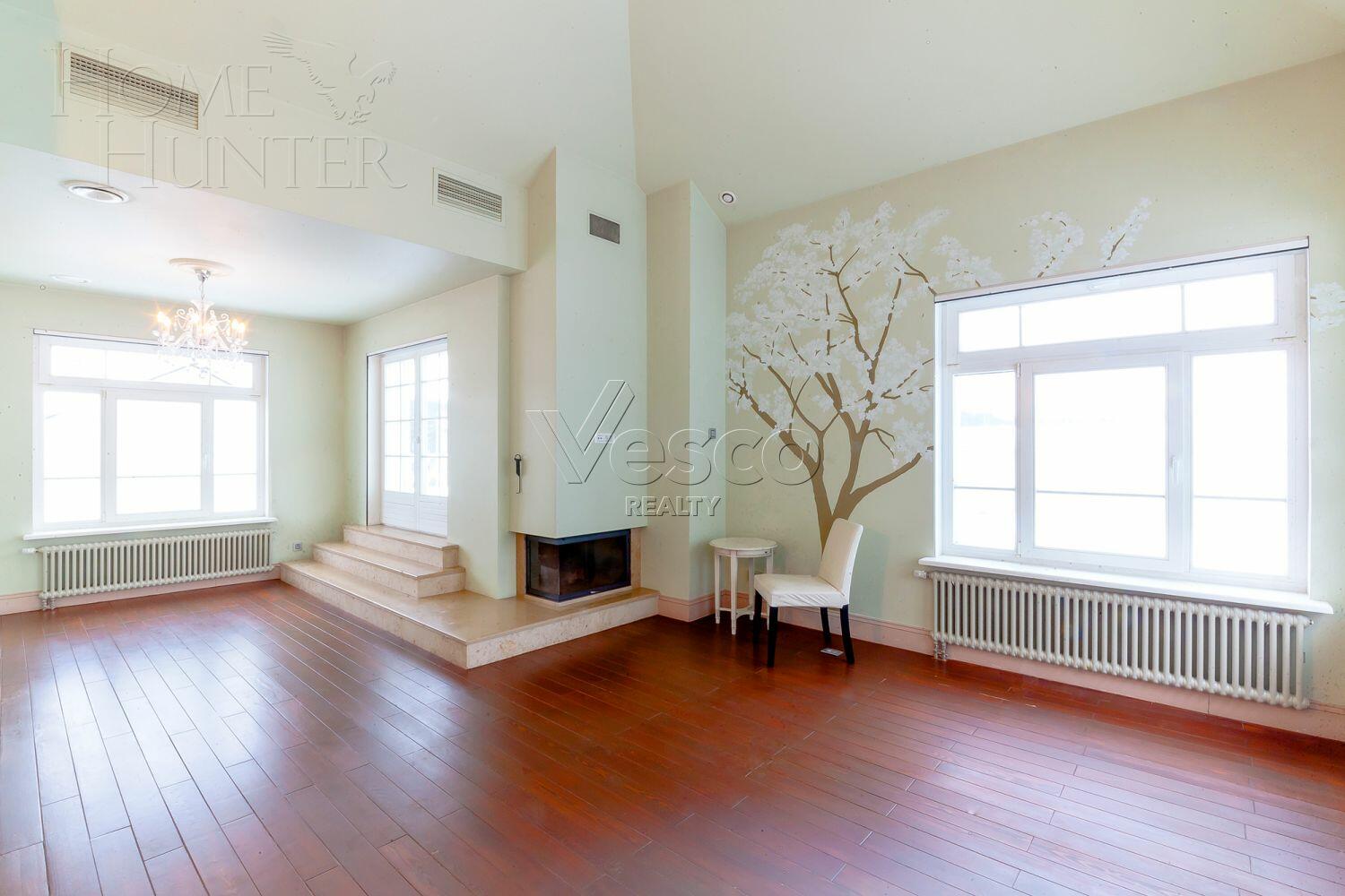 4-УРОВНЕВЫЙ ТАУНХАУС С ОТДЕЛКОЙ 610 М² НА 1 ЭТАЖЕ