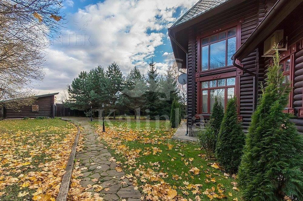 3-этажный коттедж 700 м² с отделкой