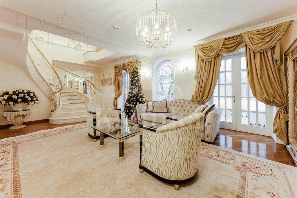 2-этажный коттедж 800 м² с отделкой