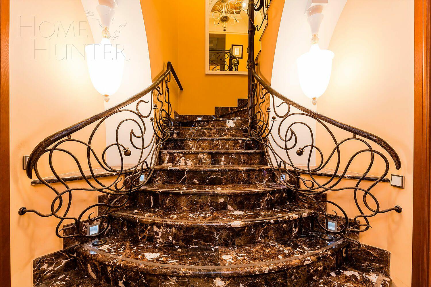 2-УРОВНЕВАЯ КВАРТИРА С ОТДЕЛКОЙ 278 М² НА 12 ЭТАЖЕ