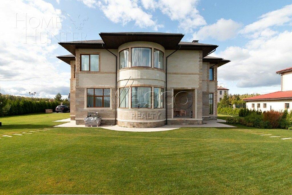 2-этажный коттедж 438 м² с отделкой