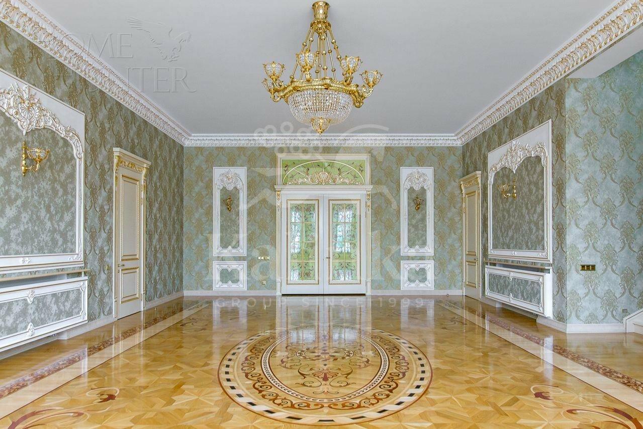 2-этажный коттедж 3 000 м² с отделкой