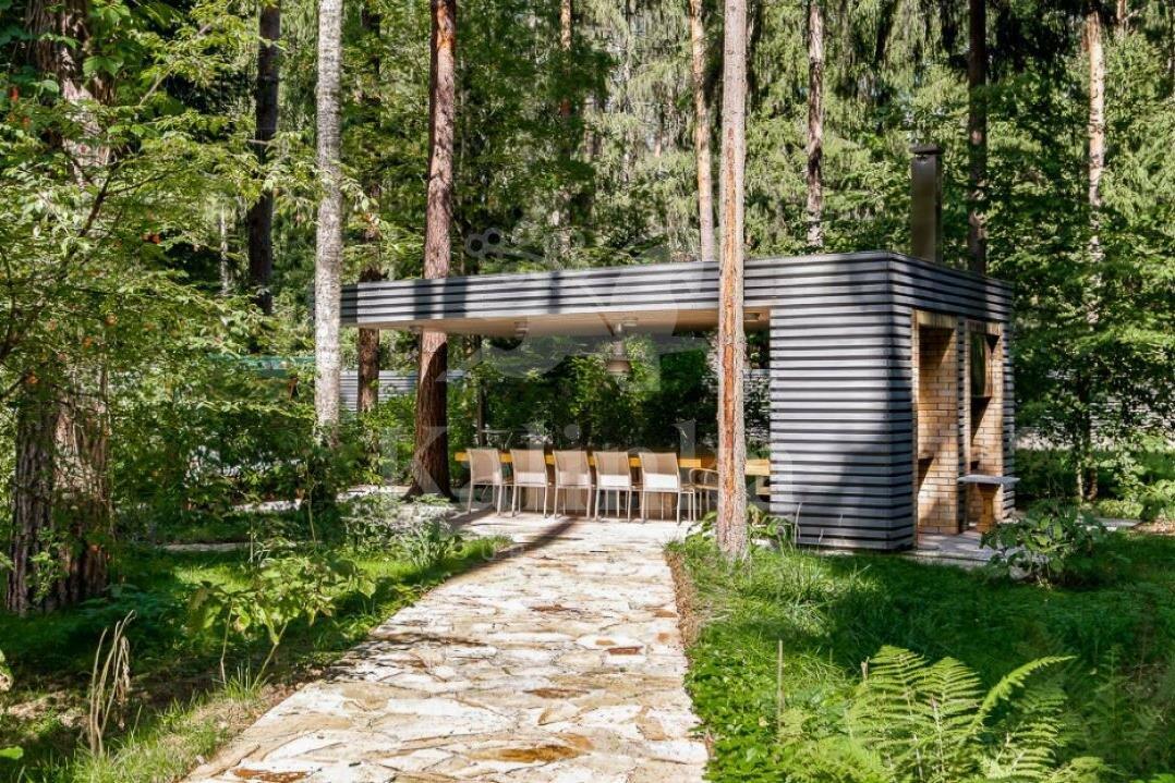 3-этажный коттедж 890.8 м² с отделкой