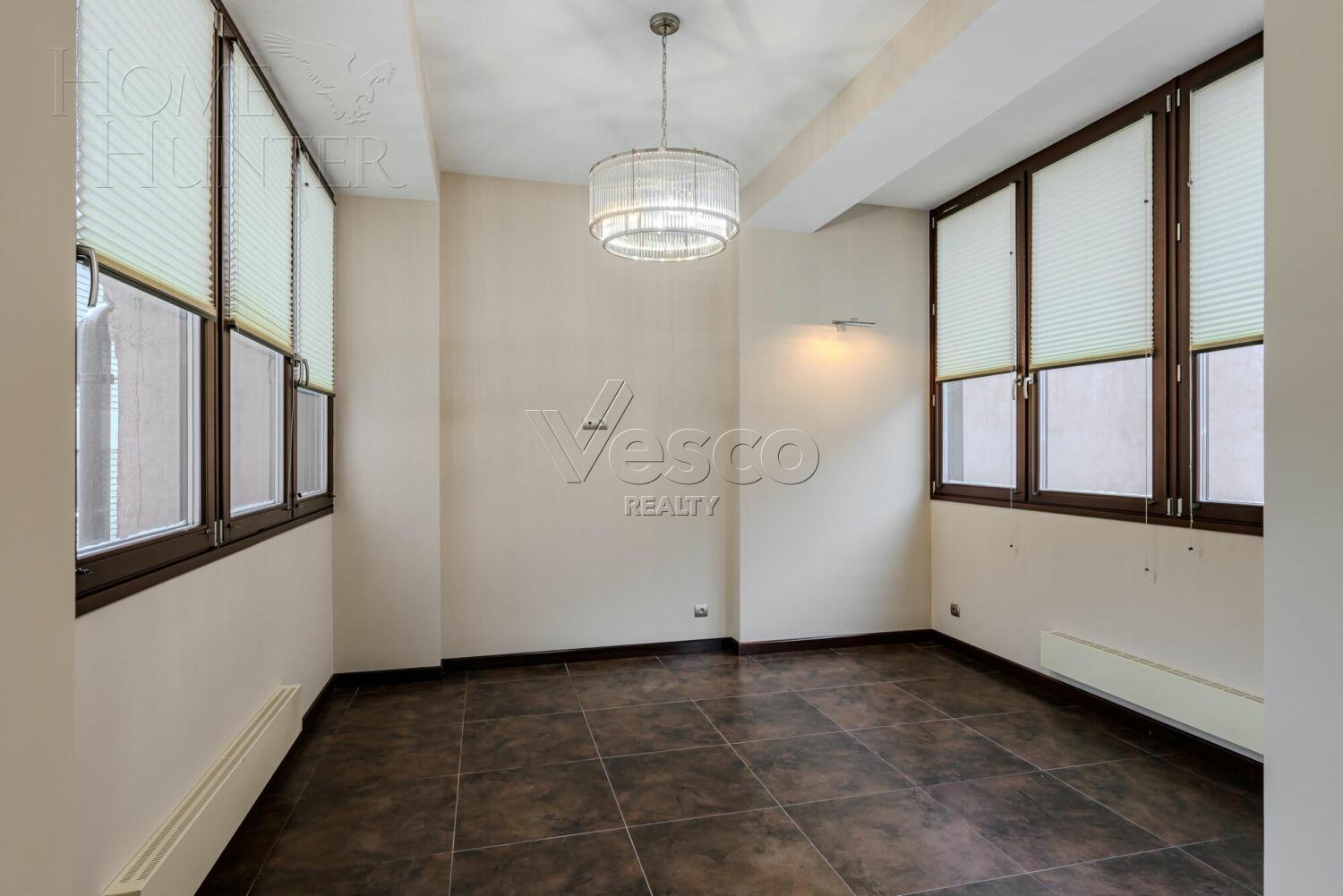 5-КОМН. КВАРТИРА С ОТДЕЛКОЙ 187.8 М² НА 4 ЭТАЖЕ