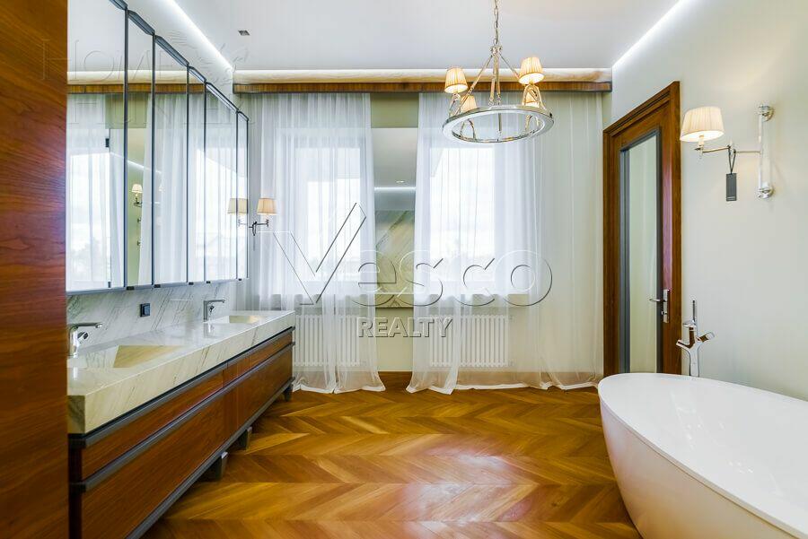 2-этажный коттедж 989.7 м² с отделкой