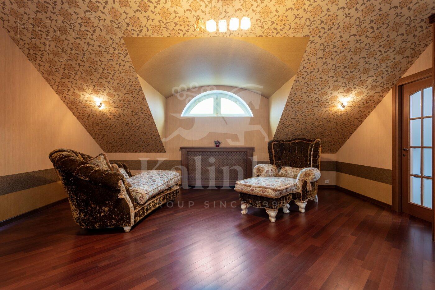 2-этажный коттедж 660 м² с отделкой