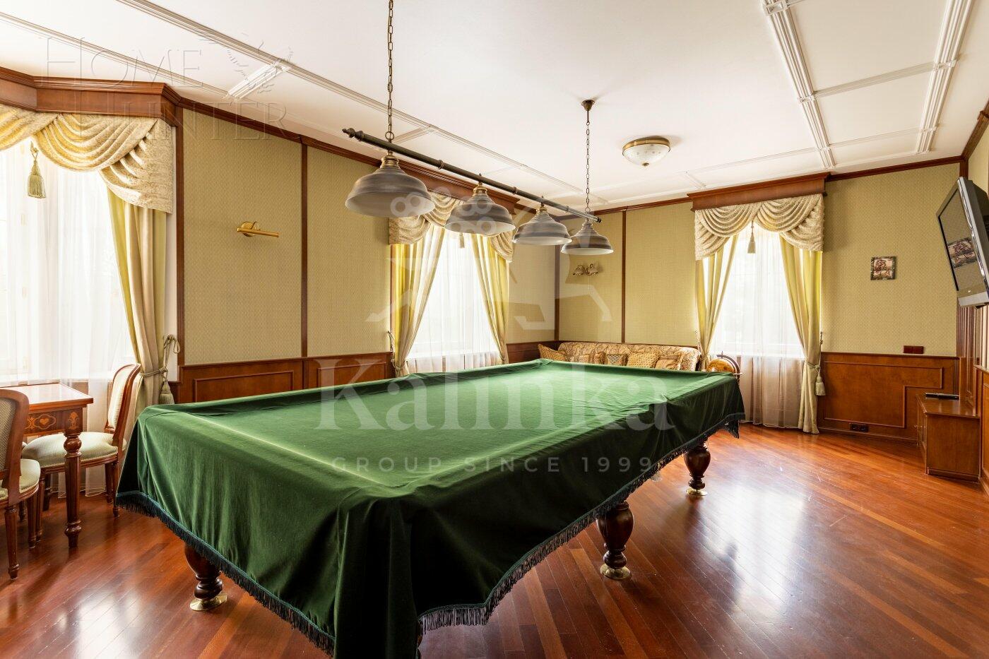 2-этажный коттедж 660 м² с отделкой