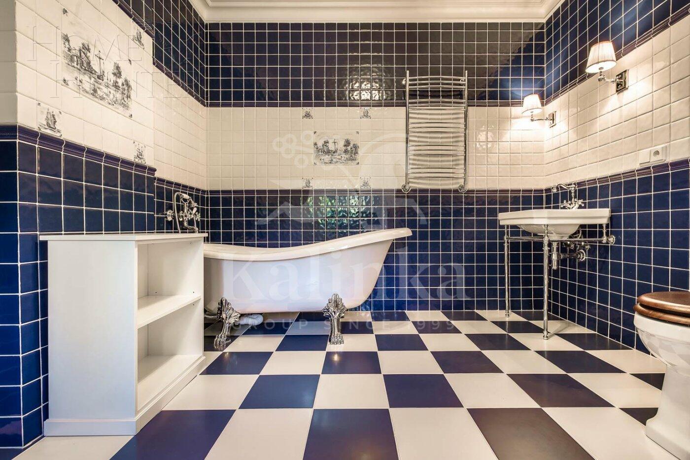 2-этажный коттедж 760 м² с отделкой