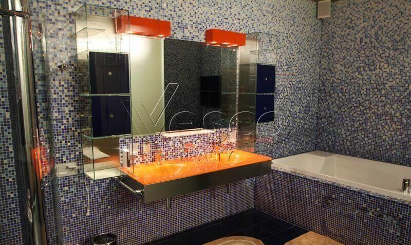 2-этажный коттедж 900 м² с отделкой