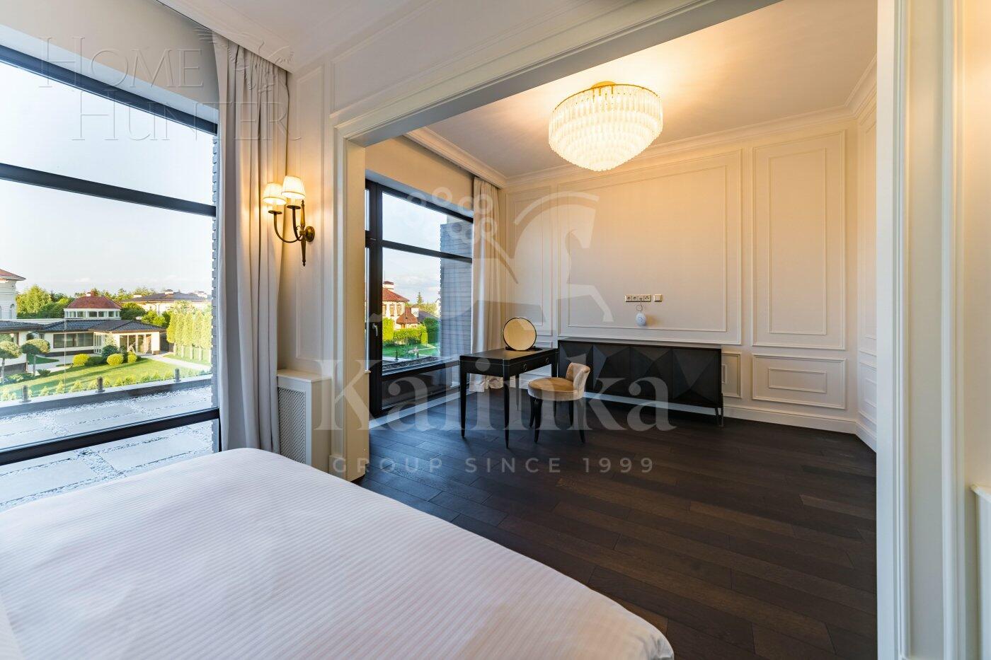 2-этажный коттедж 961 м² с отделкой