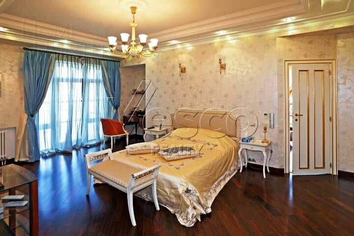 2-этажный коттедж 670 м² с отделкой