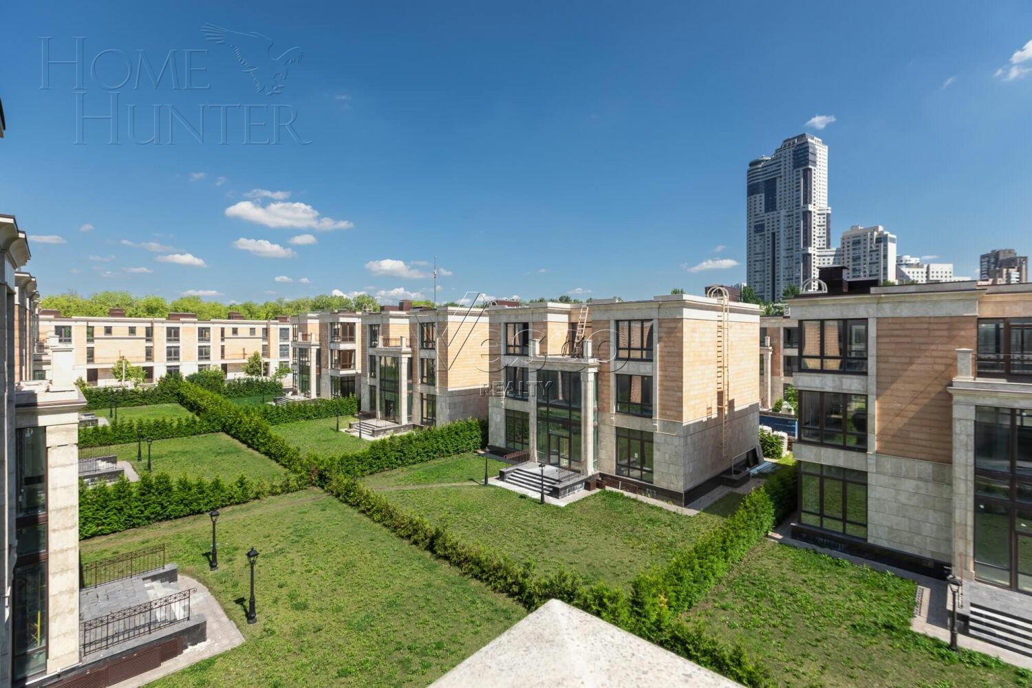 4-УРОВНЕВЫЙ ОСОБНЯК БЕЗ ОТДЕЛКИ 840 М² НА 1 ЭТАЖЕ