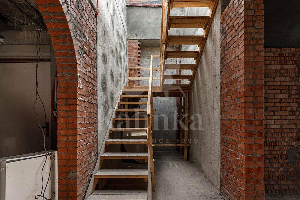 2-УРОВНЕВЫЙ ПЕНТХАУС БЕЗ ОТДЕЛКИ 251.8 М² НА 4 ЭТАЖЕ