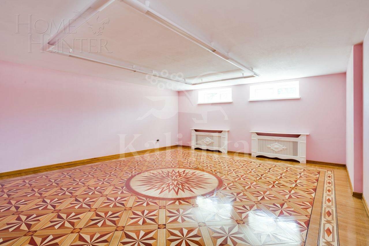 2-этажный коттедж 850 м² с отделкой