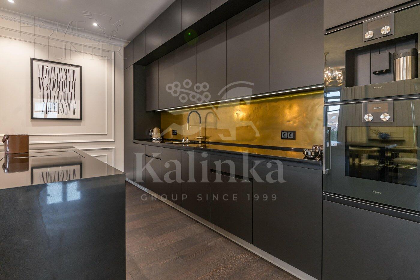 2-этажный коттедж 961 м² с отделкой