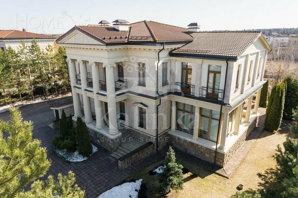 2-этажный коттедж 535 м² с отделкой