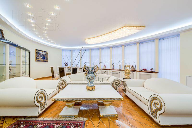 2-этажный коттедж 900 м² с отделкой