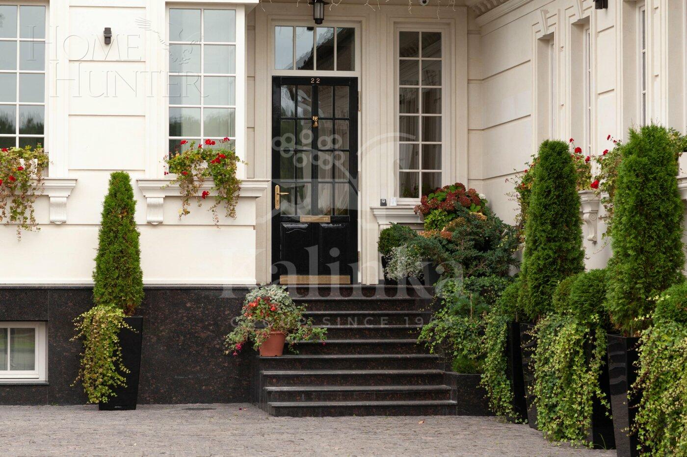 2-этажный коттедж 1 153 м² с отделкой