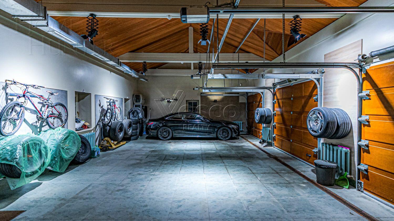 2-этажный коттедж 980 м² с отделкой